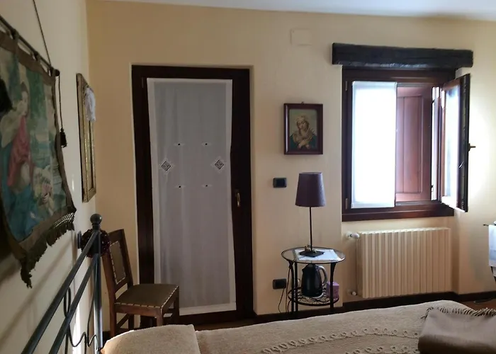 - Piemont 22867 *